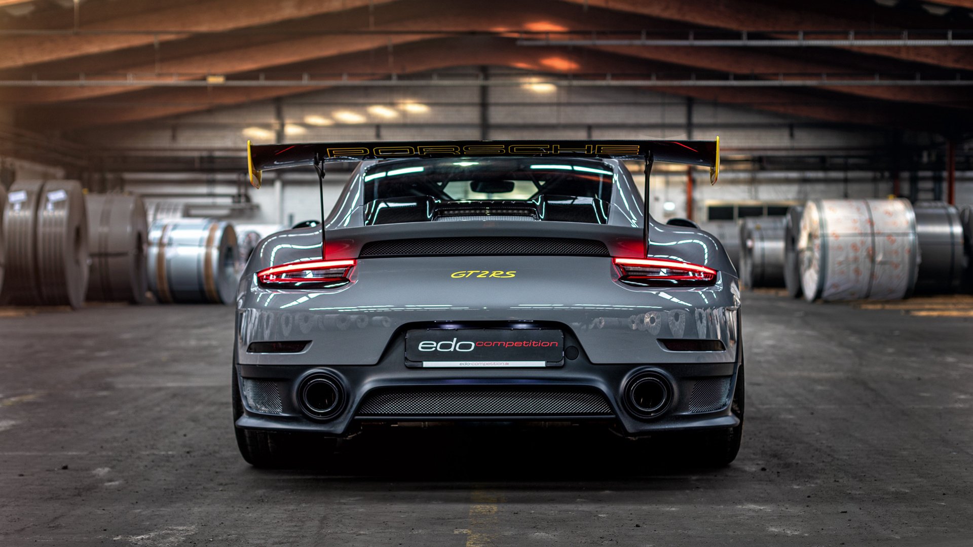 九游电竞-_马拉松赛道安全措施升级，确保运动员顺利完赛_，马拉松安全管理规定